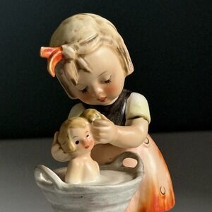 Rare Hummel‎ Figurine Doll Bath #319 Goebel Germany 1964 1972 TMK-4 Excellent T3